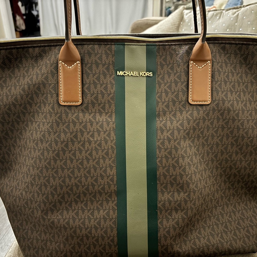 Michael Kors Jet Set Travel Tote Bag Large White - 35T0GTFT3B